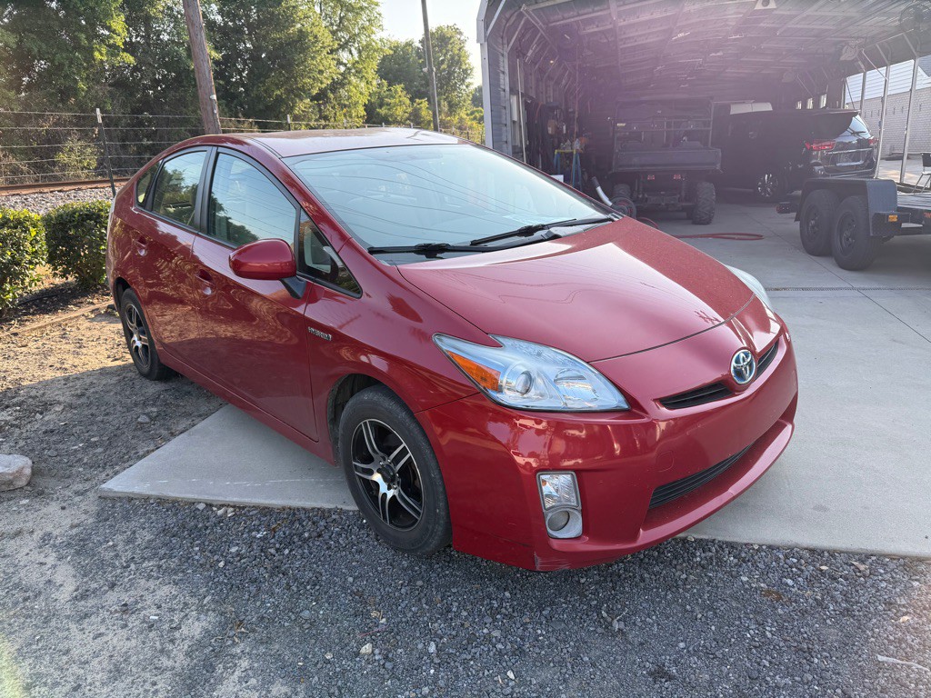 2011 Toyota Prius Image 2