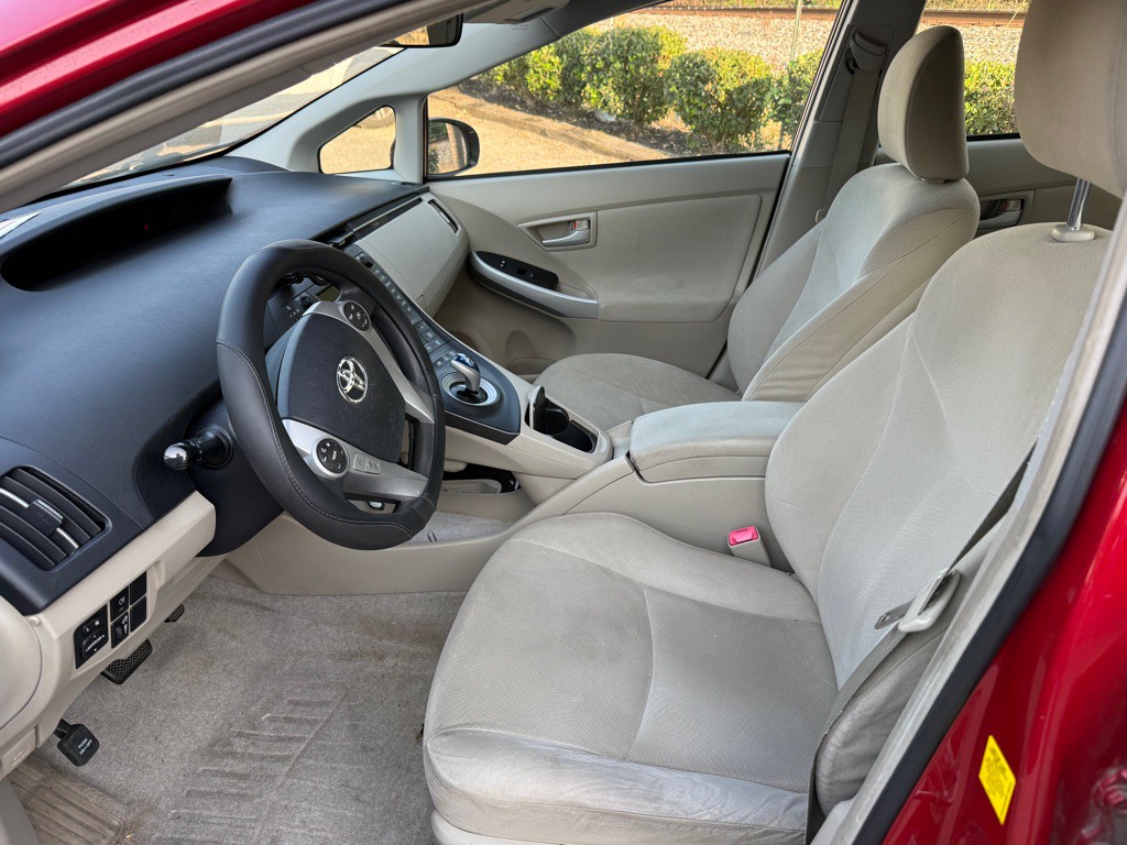 2011 Toyota Prius Image 7