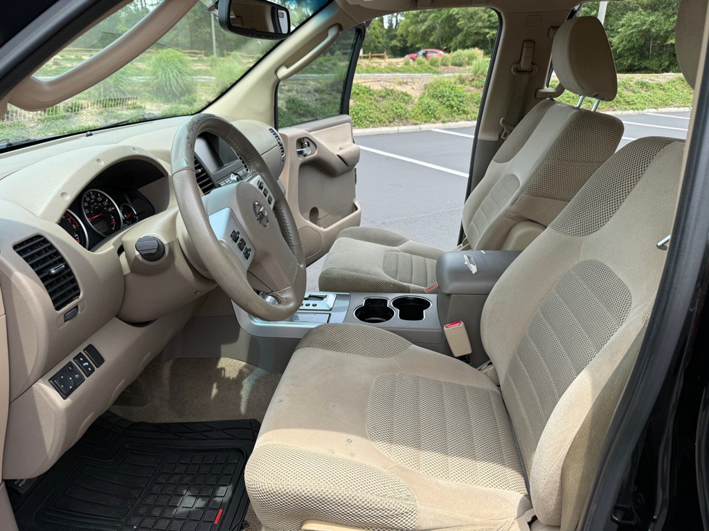 2012 Nissan Pathfinder Image 13