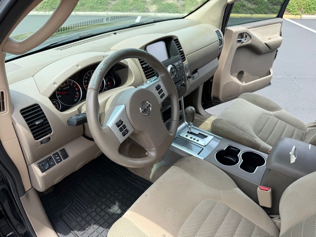 2012 Nissan Pathfinder Image 14