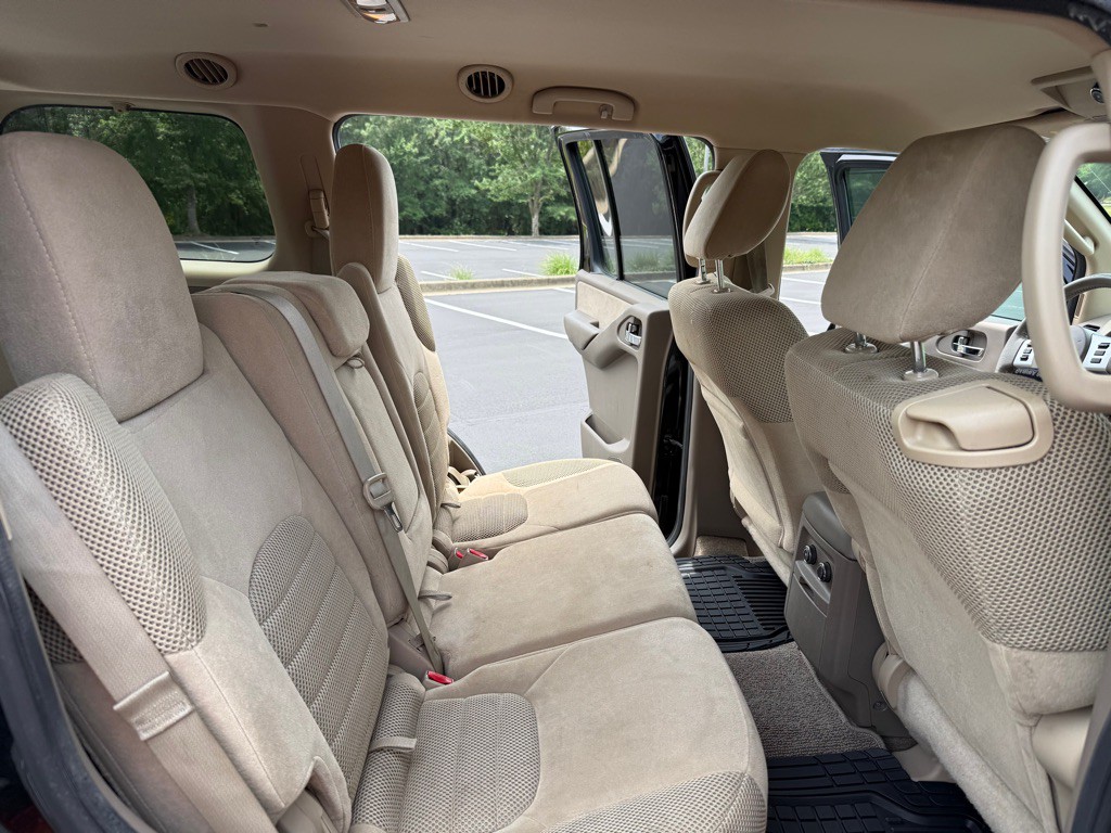 2012 Nissan Pathfinder Image 18
