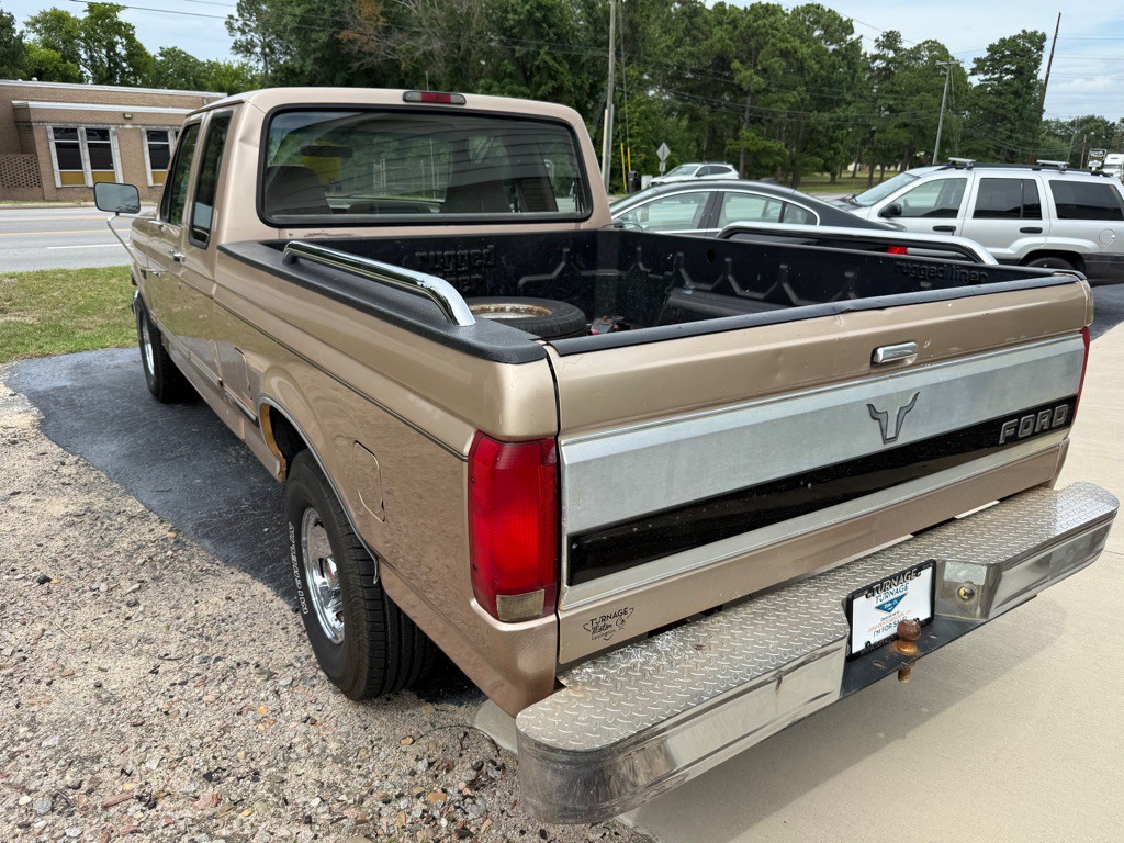 1996 Ford F-150 Image 4
