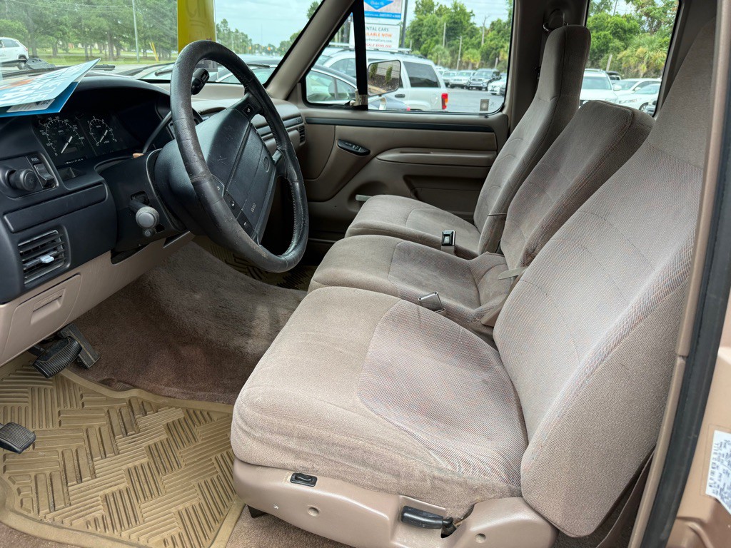 1996 Ford F-150 Image 8