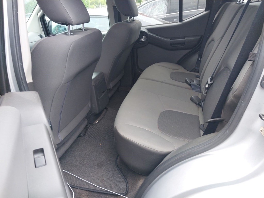 2010 Nissan Xterra Image 10