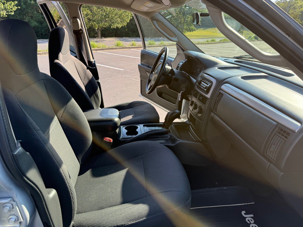 2003 Jeep Grand Cherokee Image 15