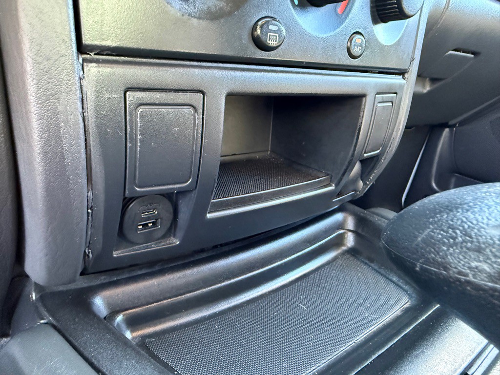 2003 Jeep Grand Cherokee Image 25