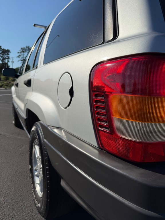 2003 Jeep Grand Cherokee Image 38