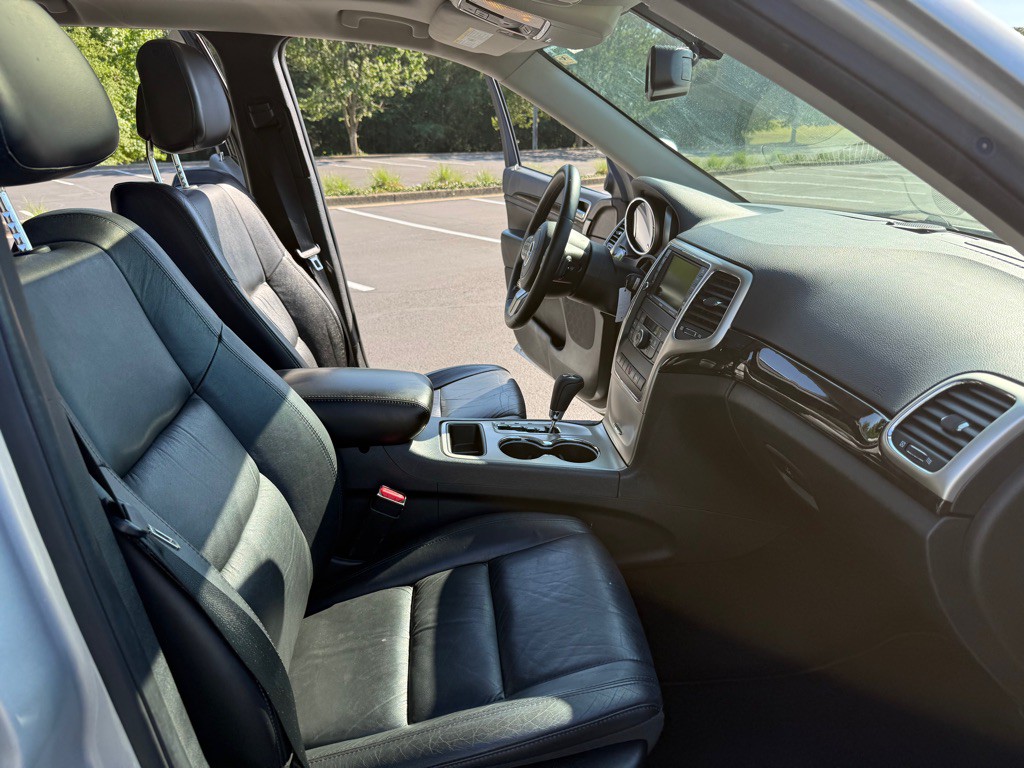 2013 Jeep Grand Cherokee Image 14