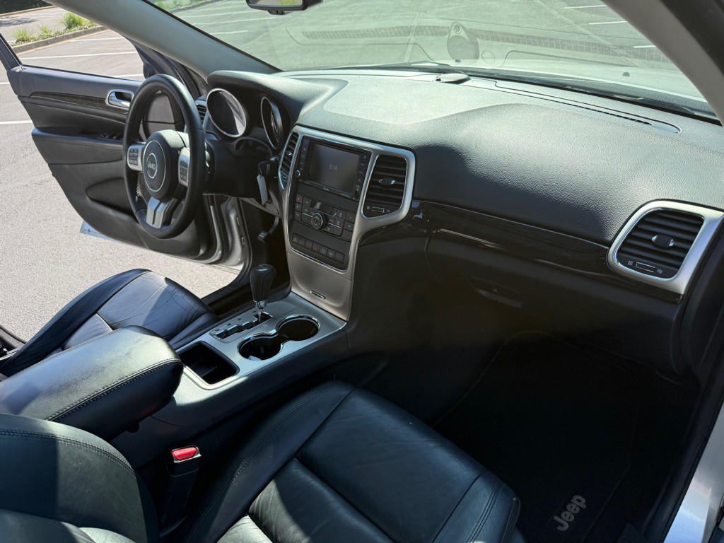 2013 Jeep Grand Cherokee Image 15