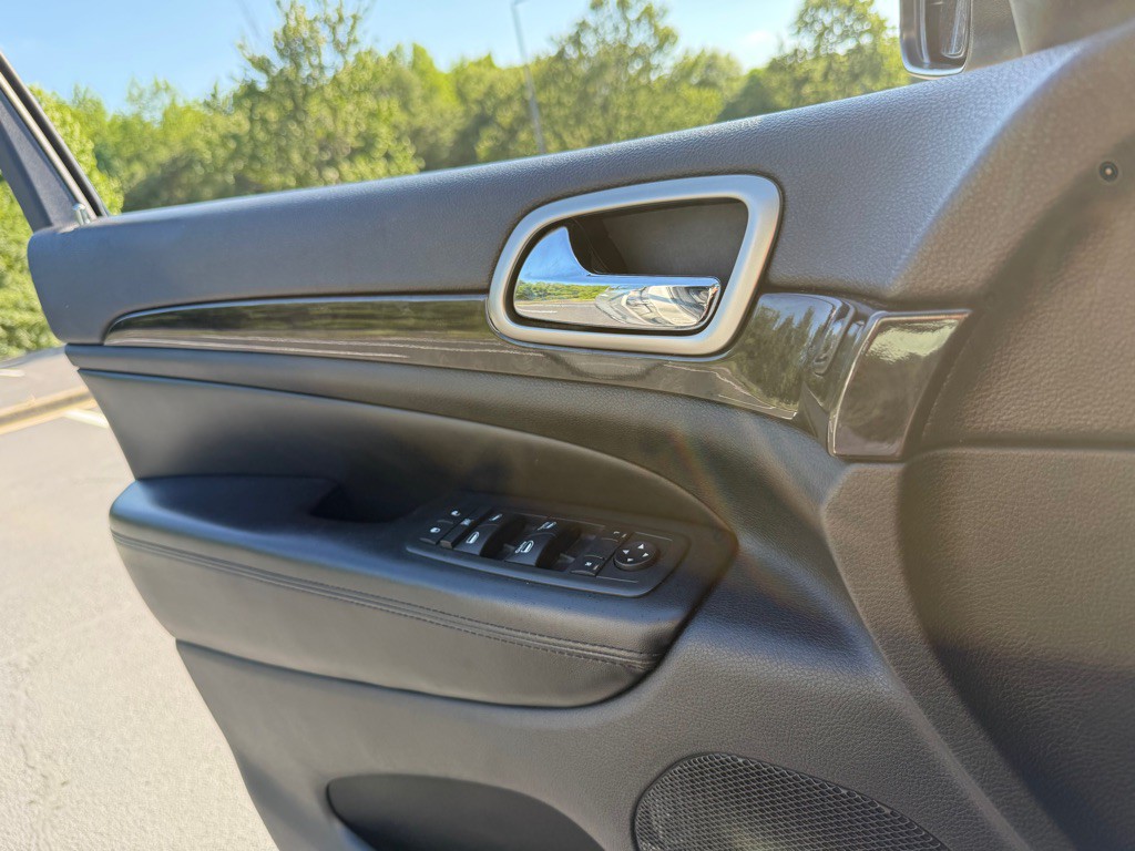 2013 Jeep Grand Cherokee Image 28