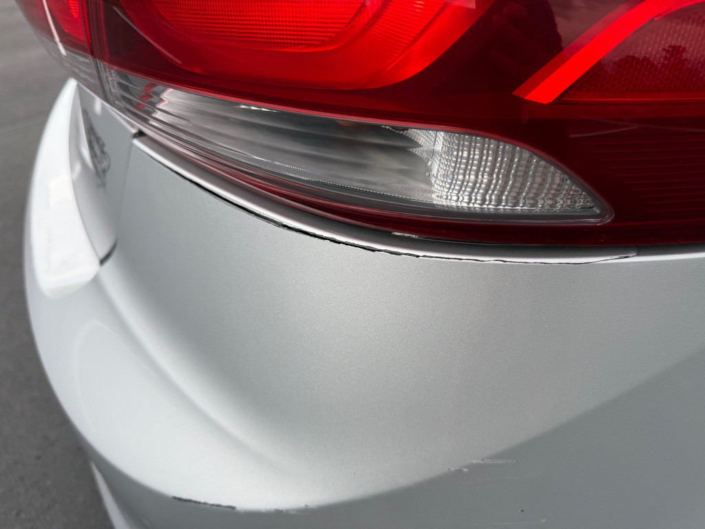 2017 Hyundai Elantra Image 38