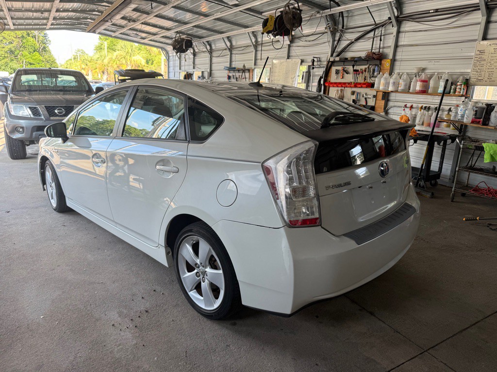 2010 Toyota Prius Image 4
