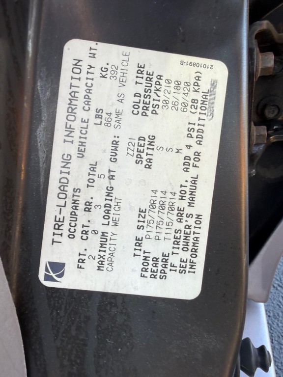 1995 Saturn SL1 Image 34