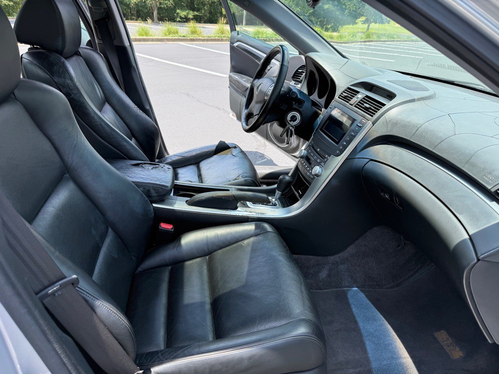 2005 Acura TL Image 12