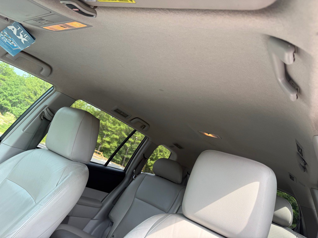 2013 Toyota Highlander Image 25