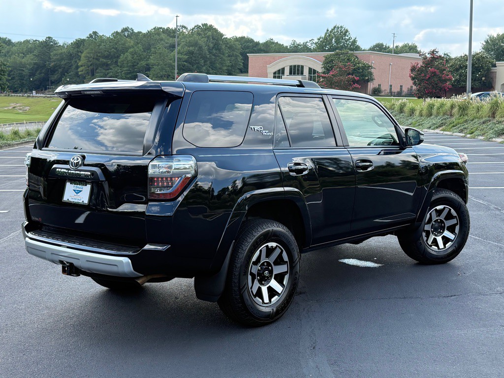 2017 Toyota 4Runner Image 6