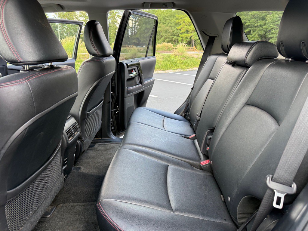 2017 Toyota 4Runner Image 17