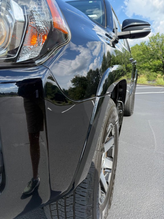2017 Toyota 4Runner Image 31