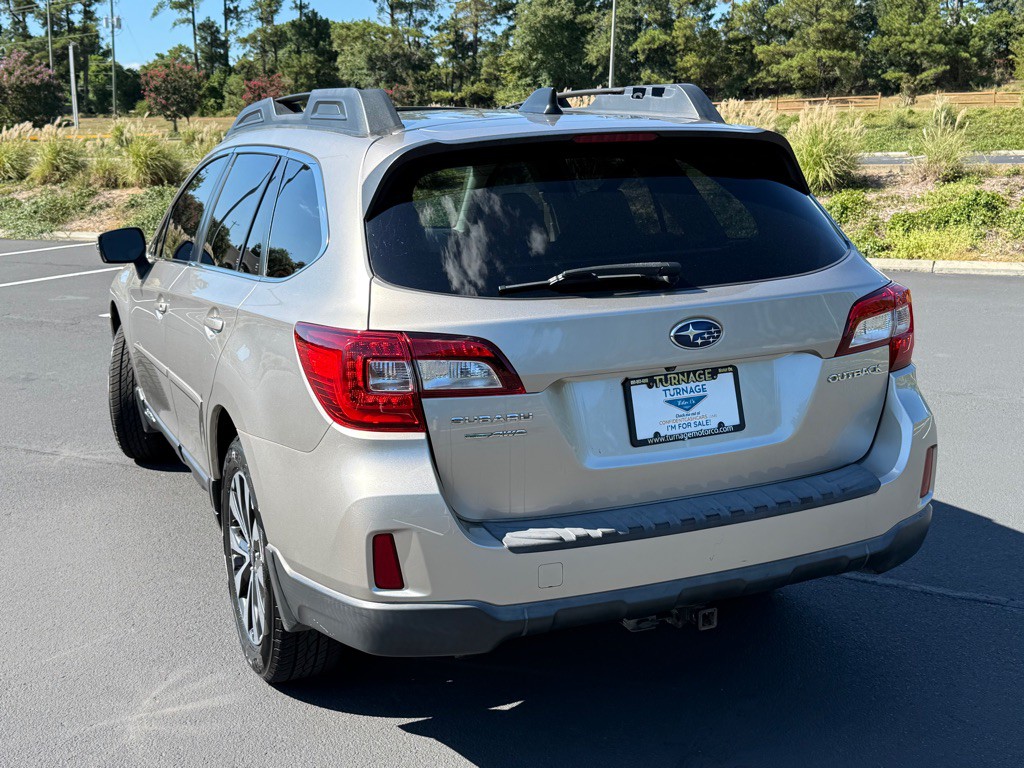 2016 Subaru Outback Image 10