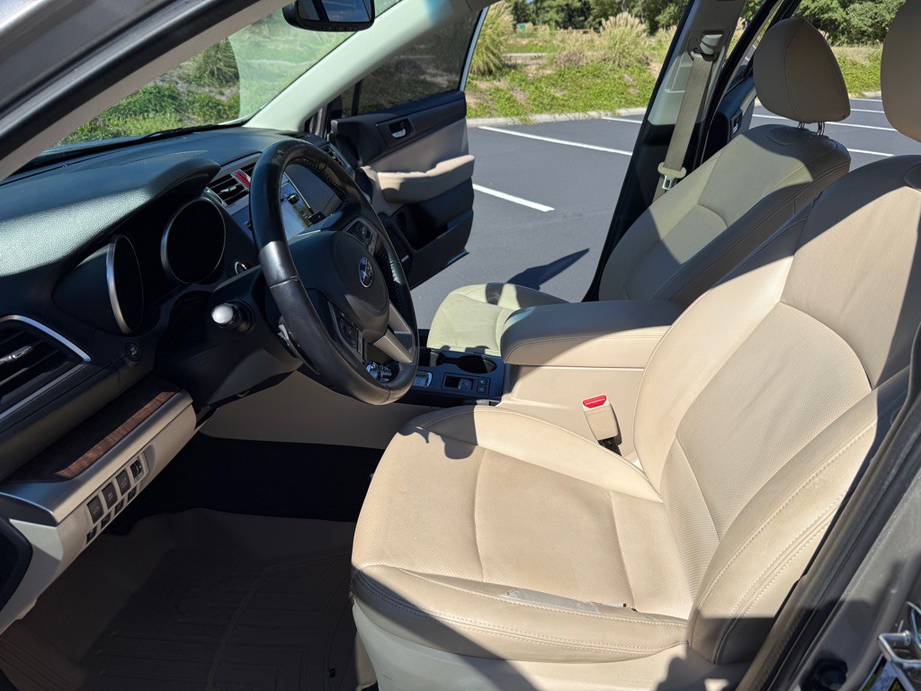 2016 Subaru Outback Image 13