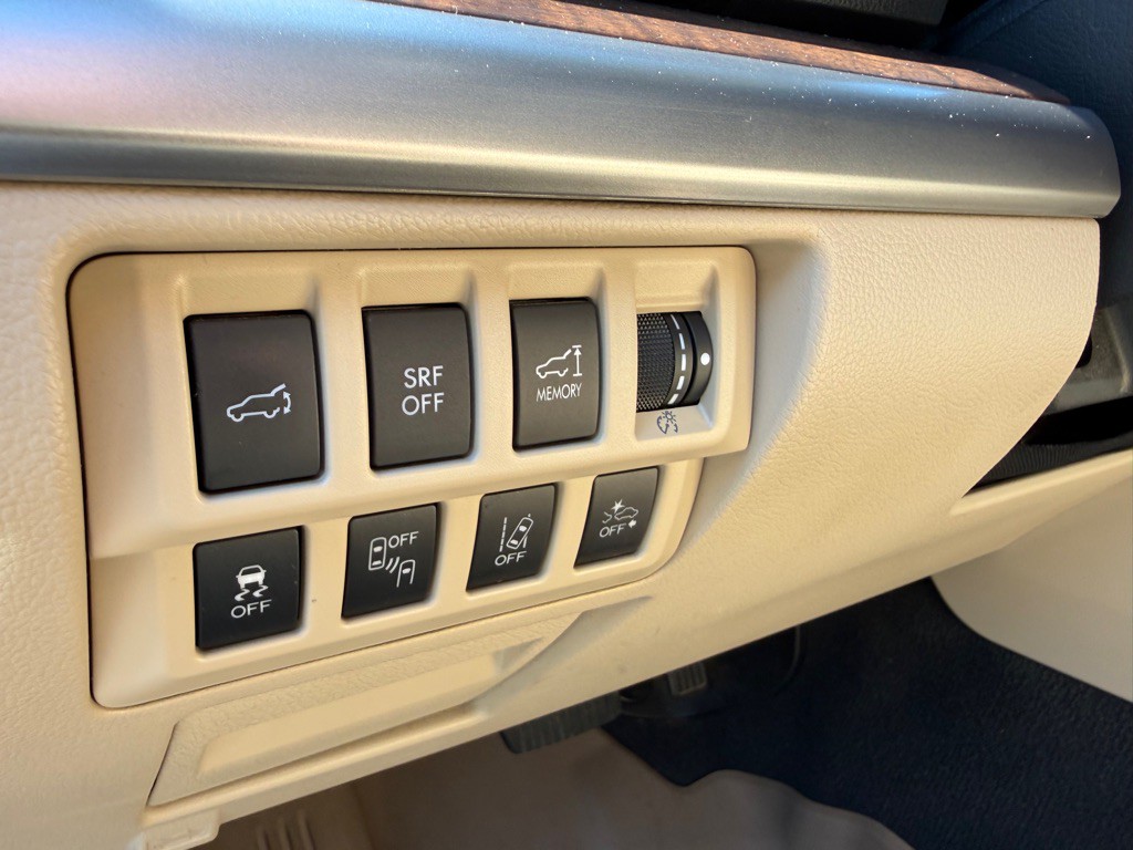2016 Subaru Outback Image 28
