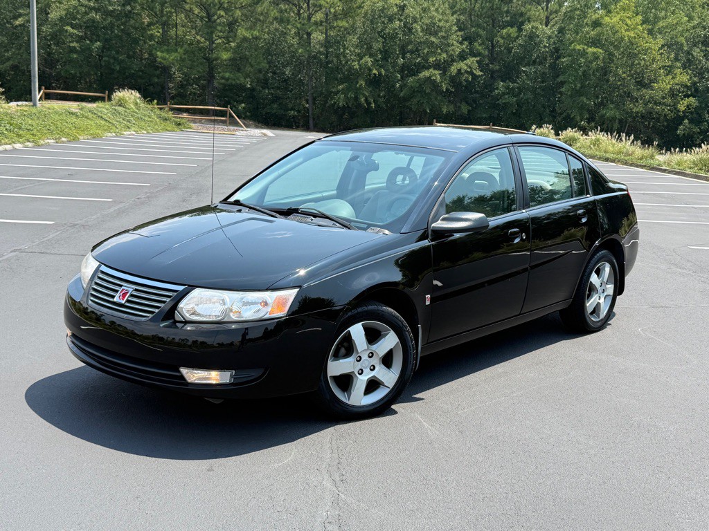 2007 Saturn ION Image 3