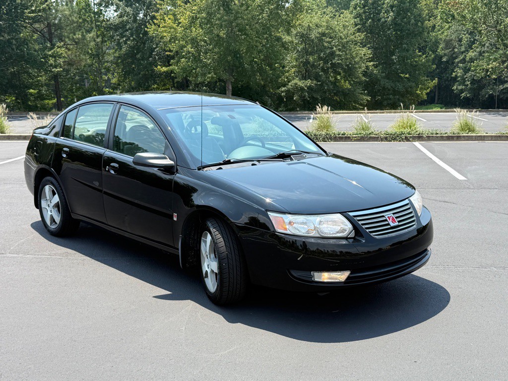 2007 Saturn ION Image 5