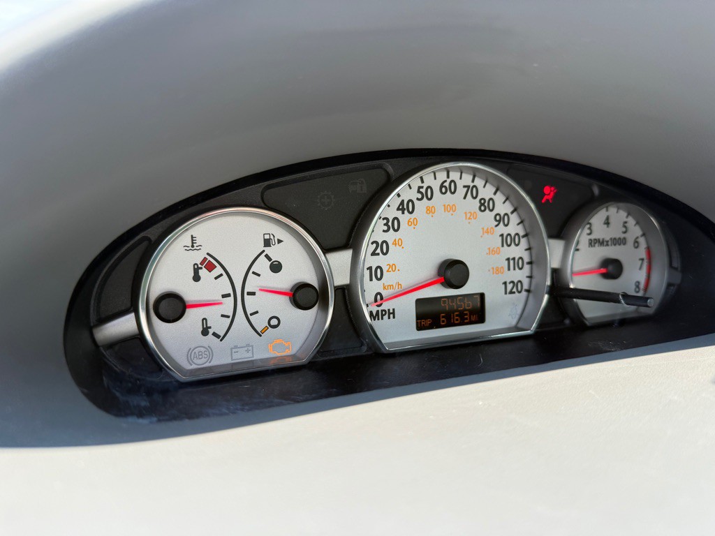 2007 Saturn ION Image 17