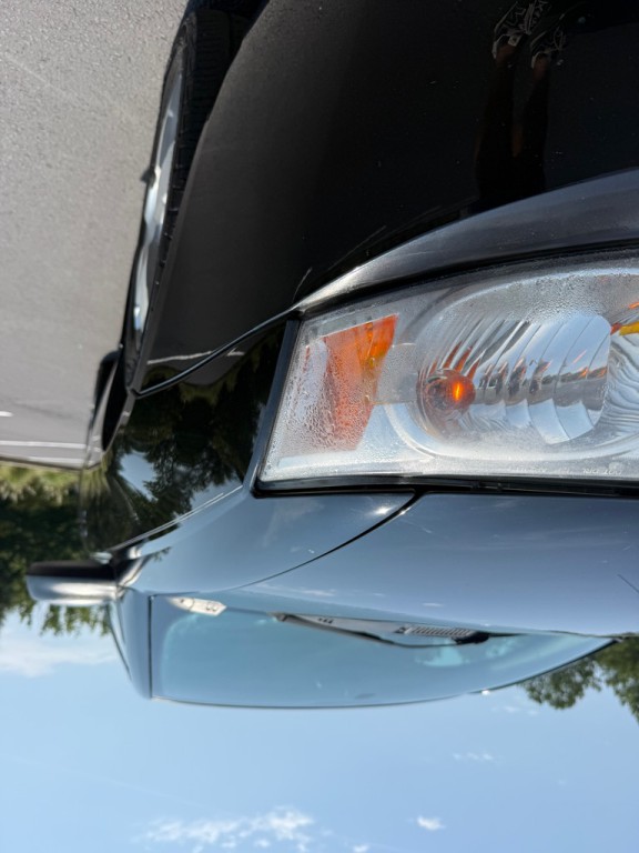 2007 Saturn ION Image 27