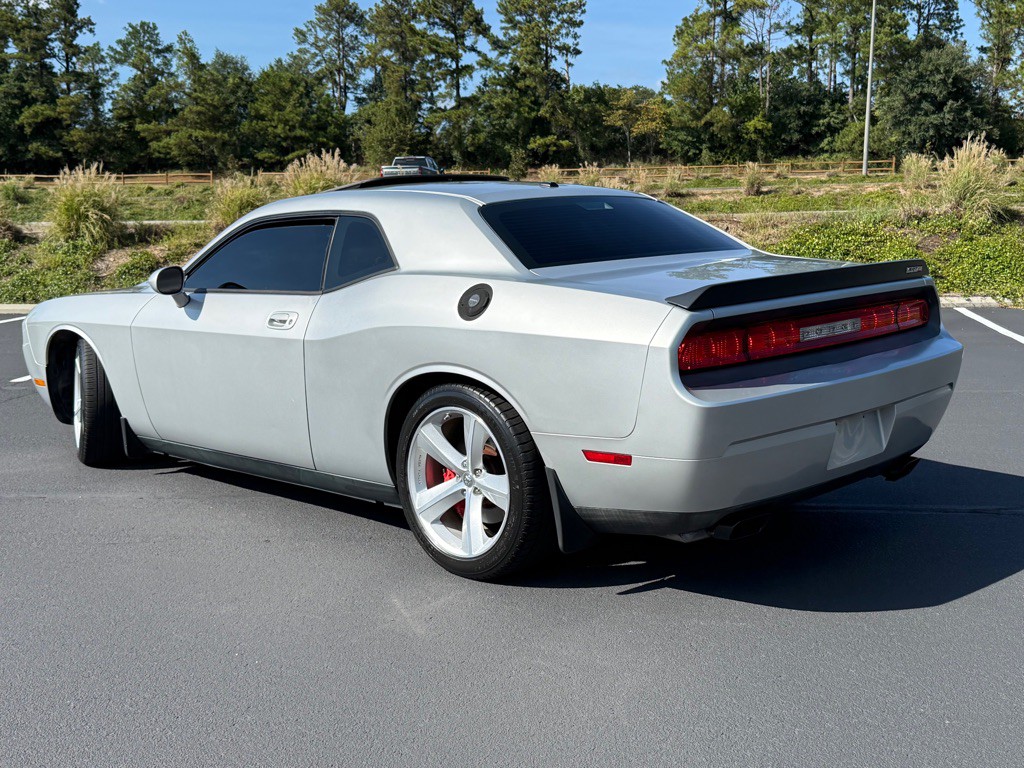 2008 Dodge Challenger Image 19