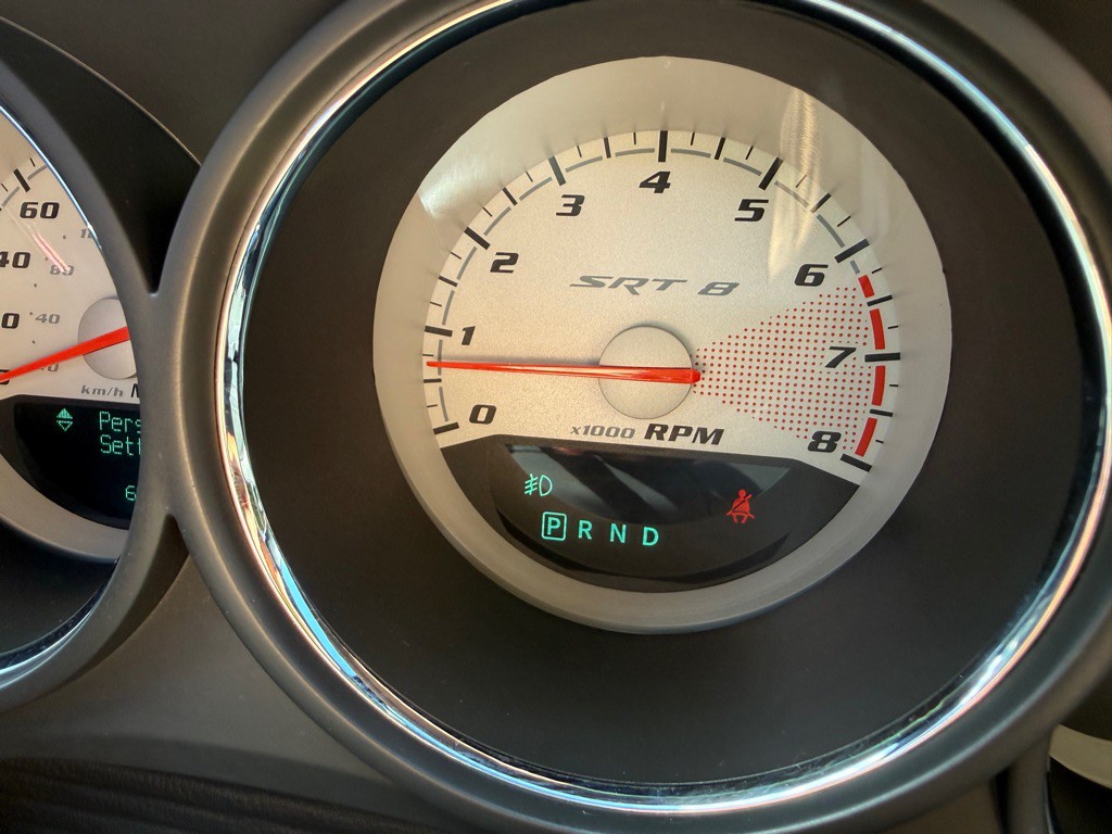 2008 Dodge Challenger Image 28