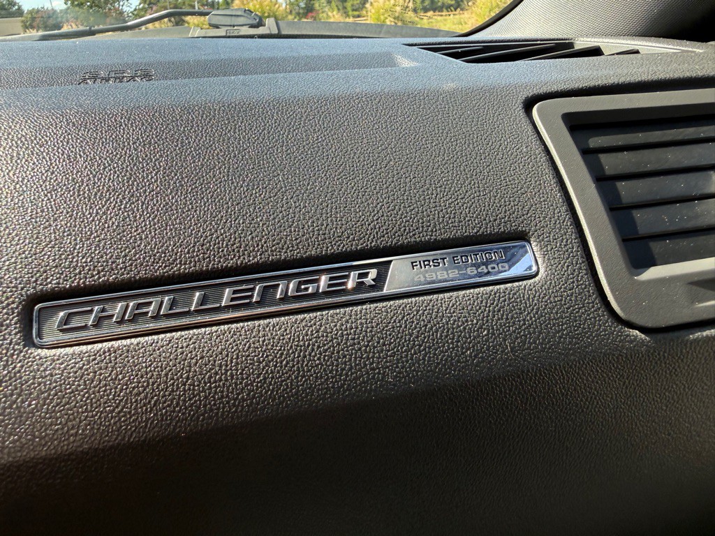 2008 Dodge Challenger Image 42