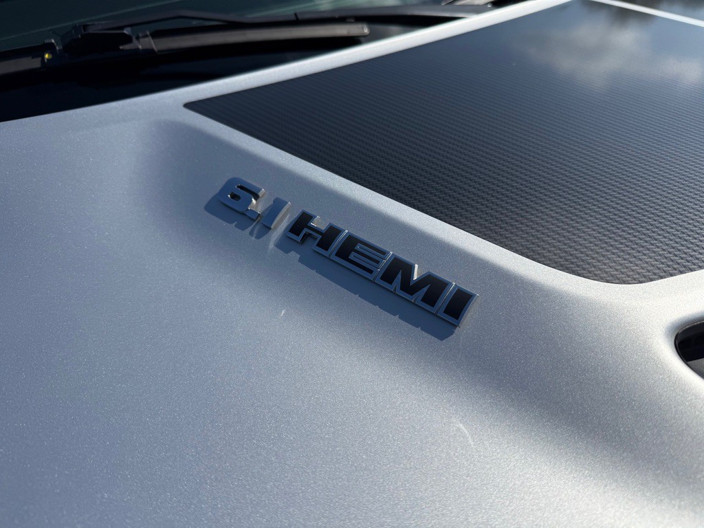 2008 Dodge Challenger Image 50