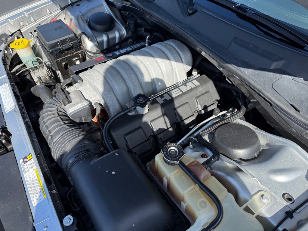 2008 Dodge Challenger Image 54
