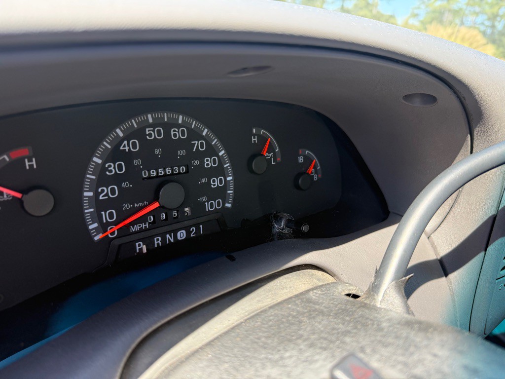 1998 Ford F-150 Image 11