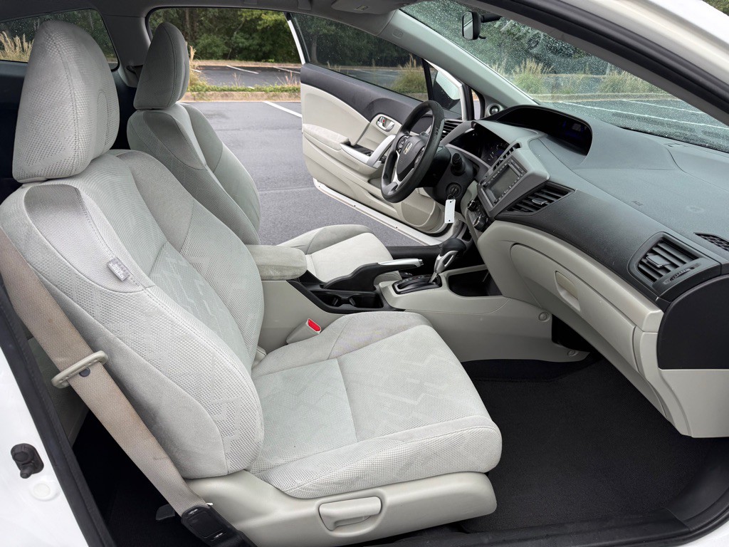 2012 Honda Civic Image 13