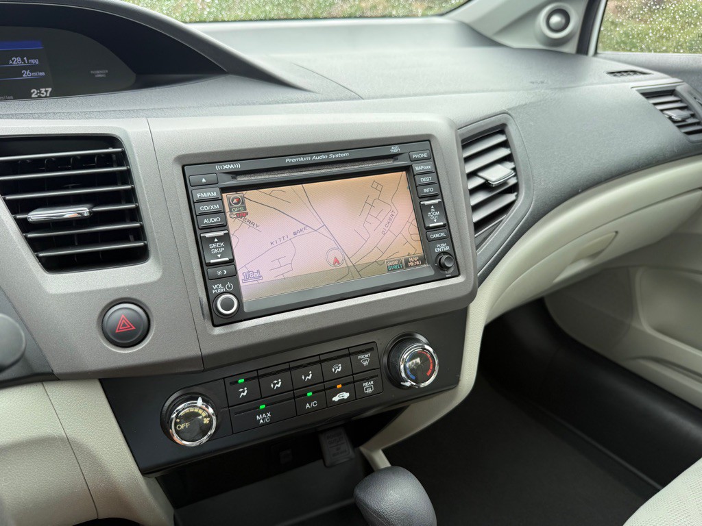 2012 Honda Civic Image 17