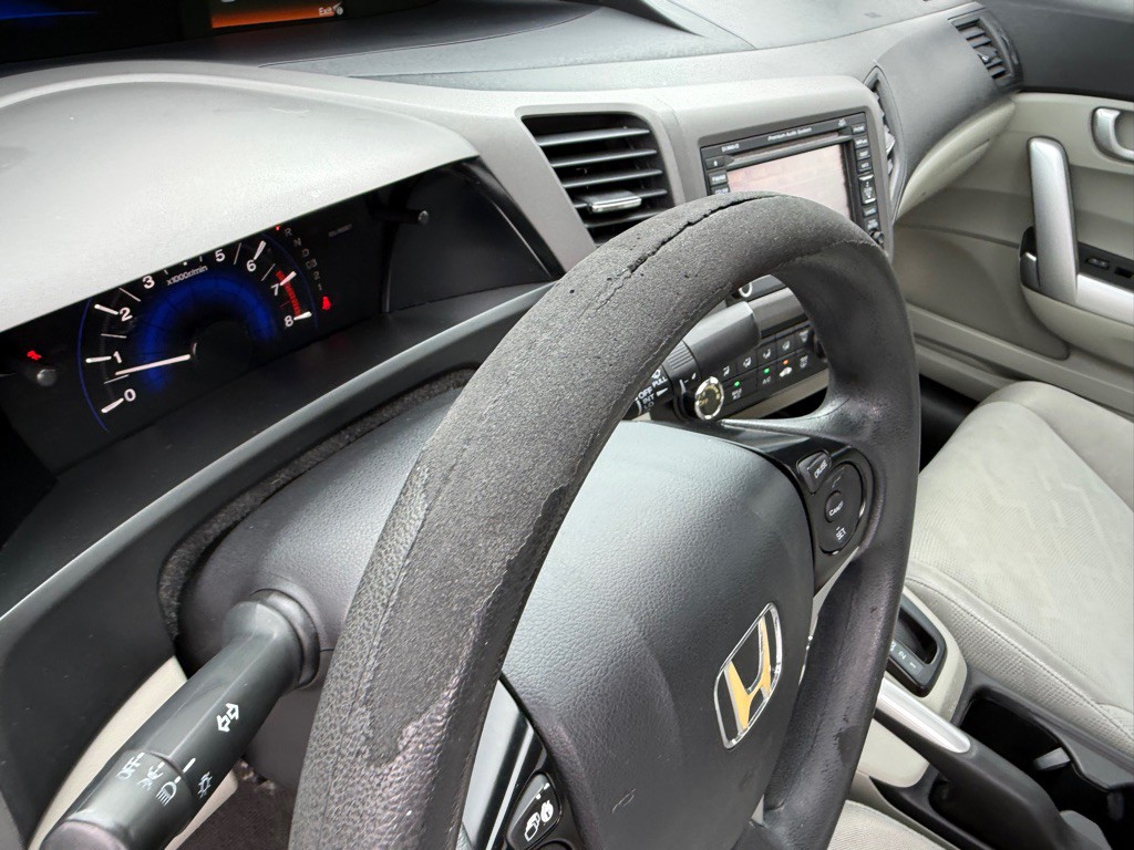 2012 Honda Civic Image 38