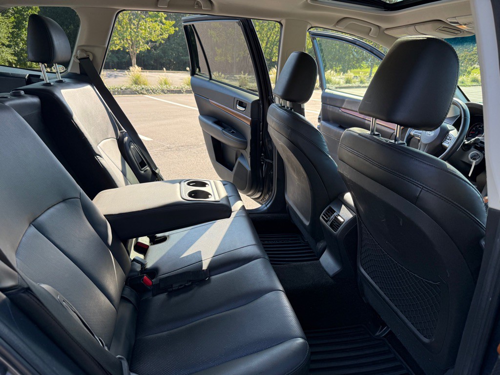 2014 Subaru Outback Image 15