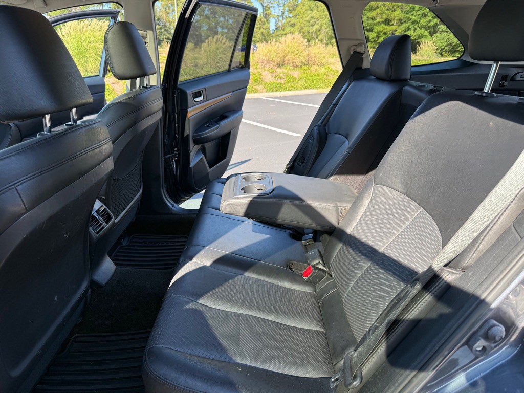 2014 Subaru Outback Image 17