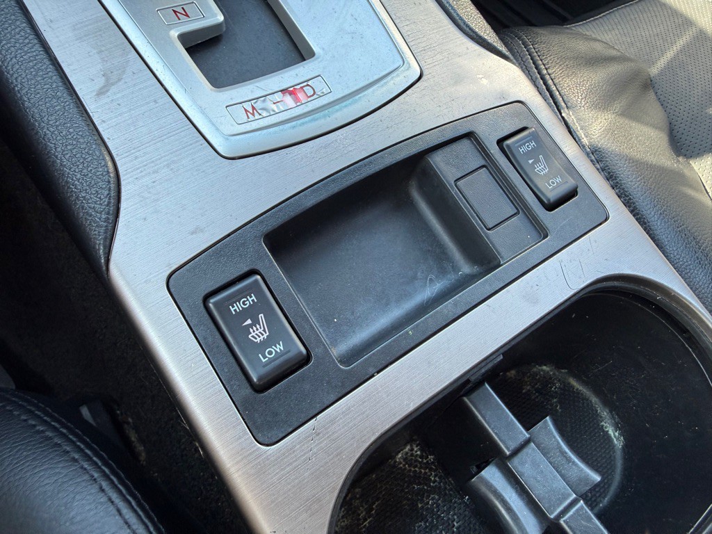 2014 Subaru Outback Image 21
