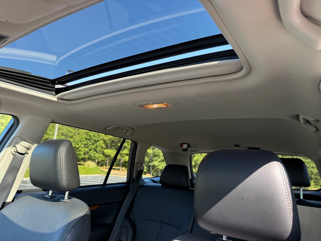 2014 Subaru Outback Image 24