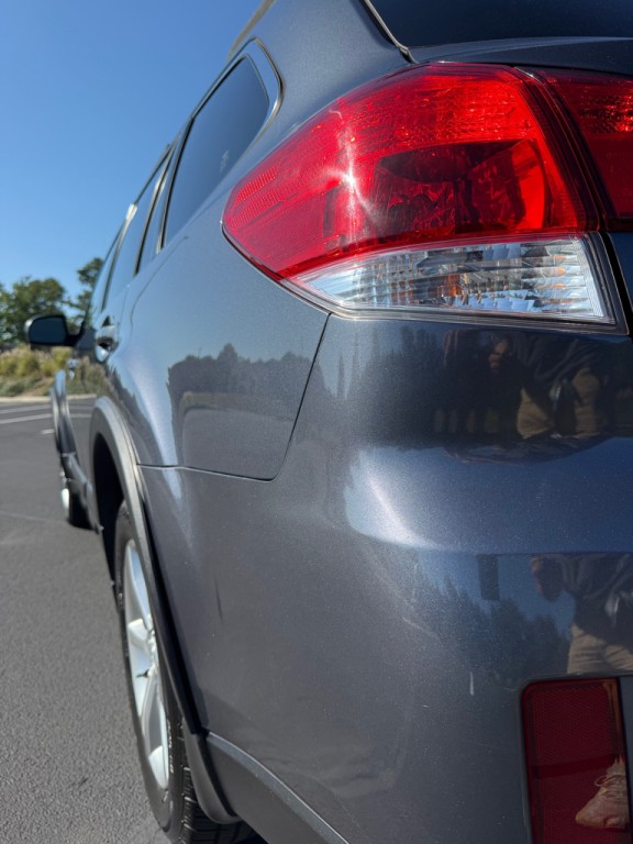2014 Subaru Outback Image 27