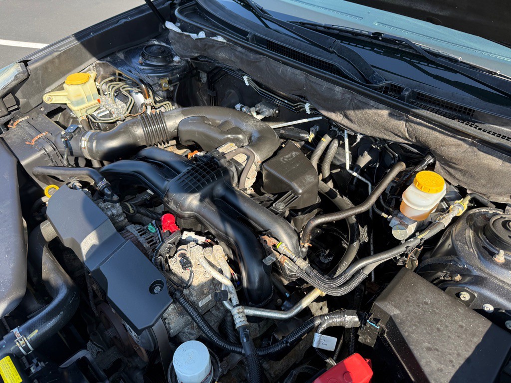 2014 Subaru Outback Image 31