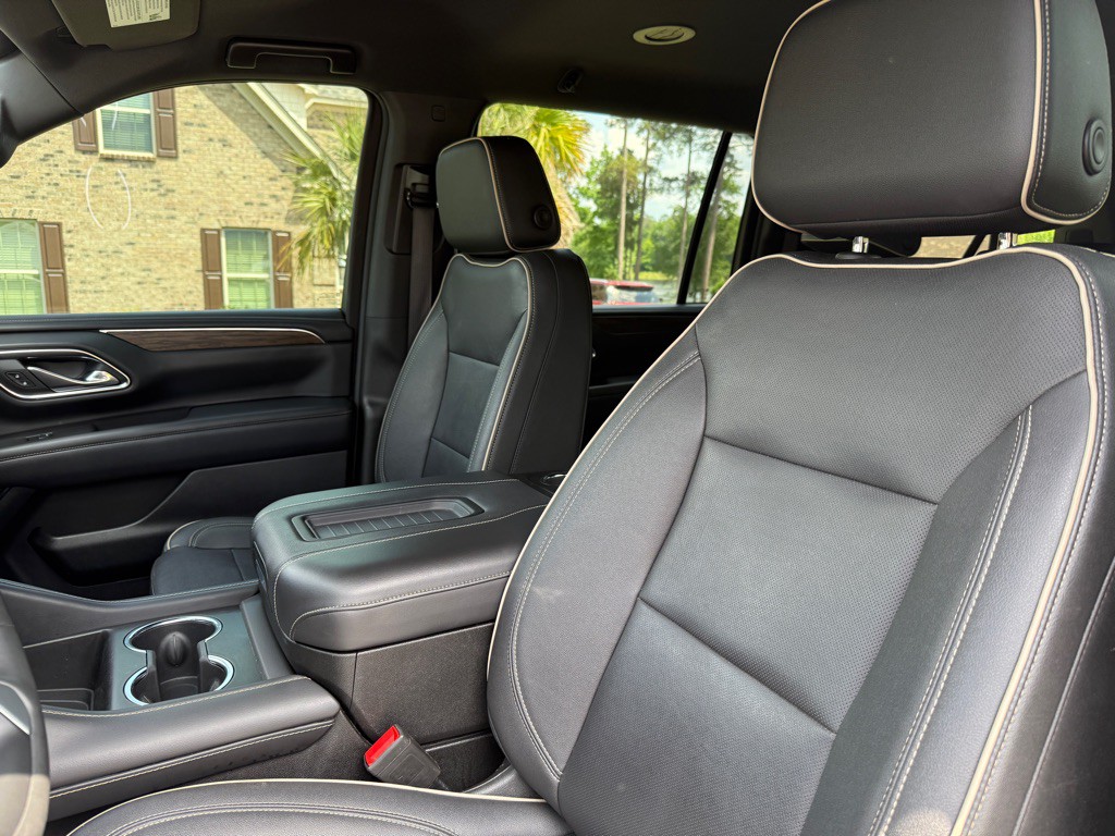2023 Chevrolet Suburban Image 11