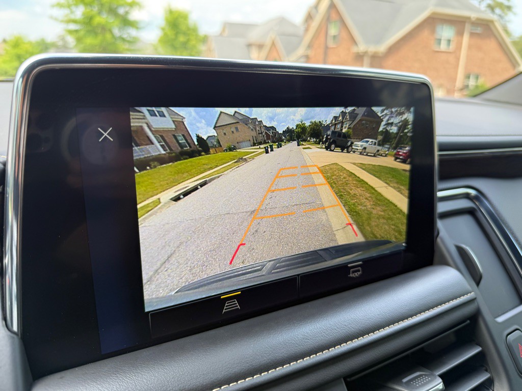 2023 Chevrolet Suburban Image 15