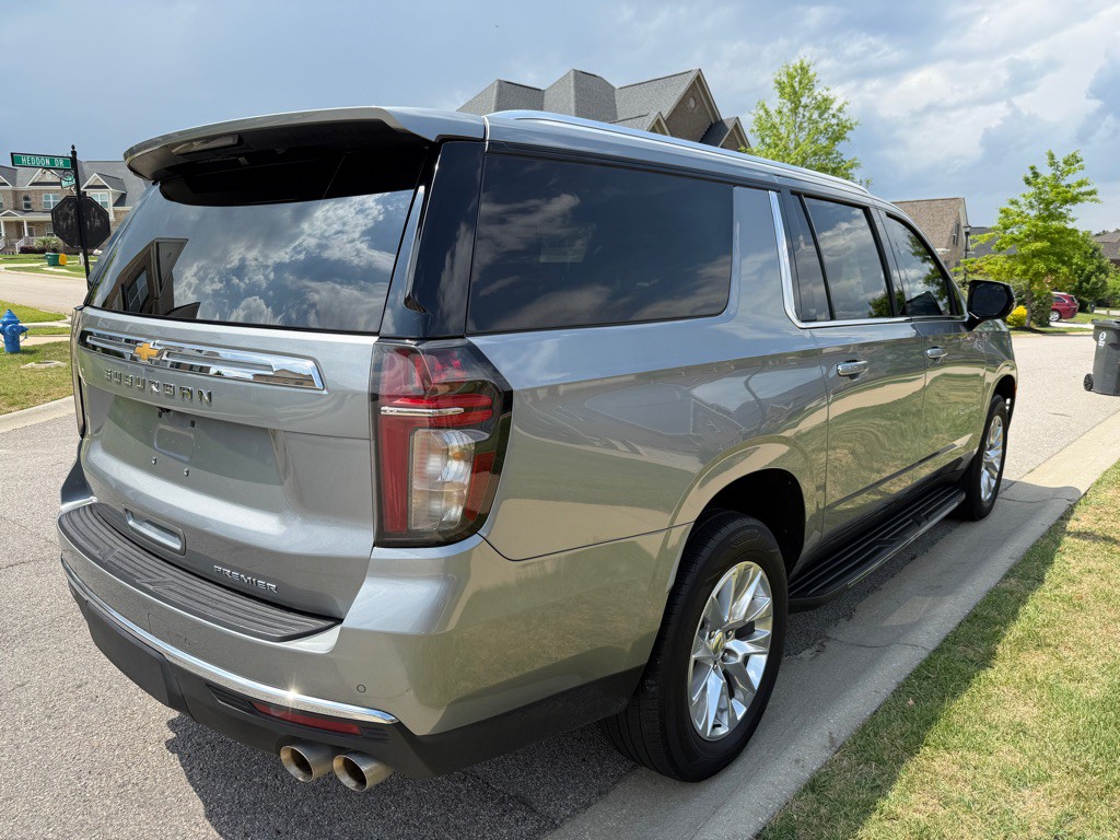 2023 Chevrolet Suburban Image 30