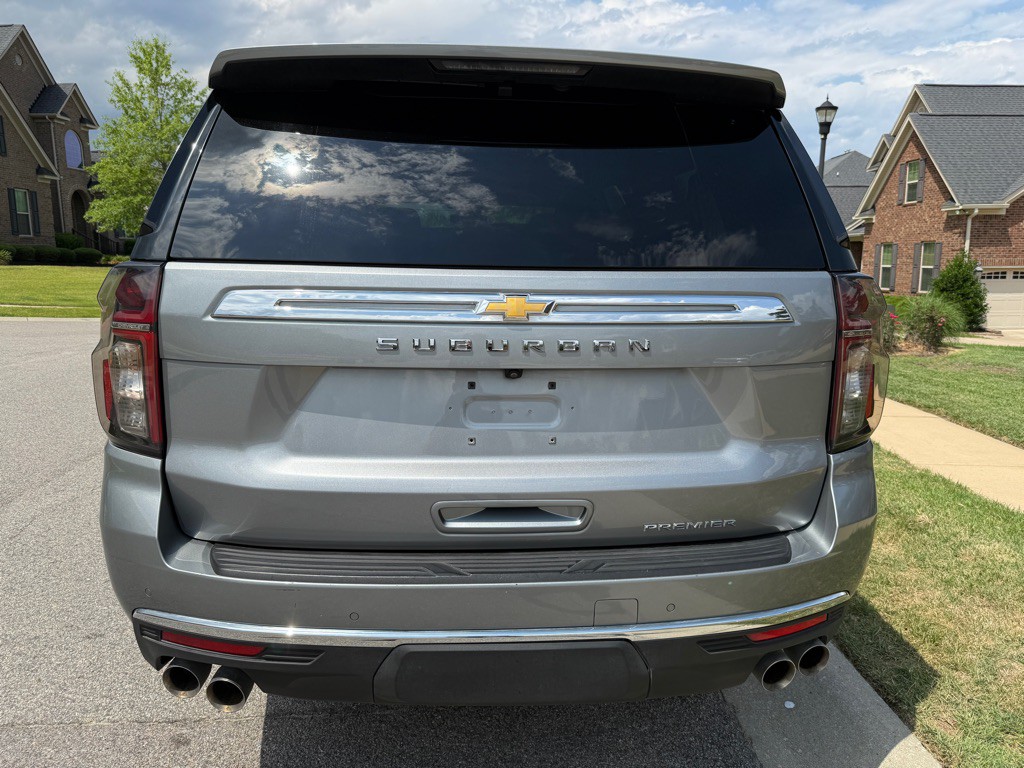 2023 Chevrolet Suburban Image 31