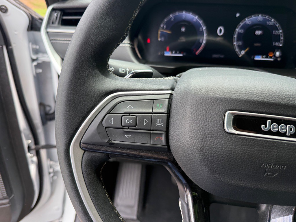 2023 Jeep Grand Cherokee Image 14