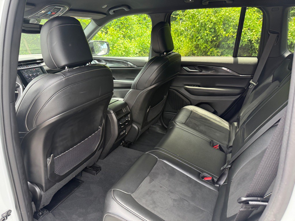 2023 Jeep Grand Cherokee Image 21